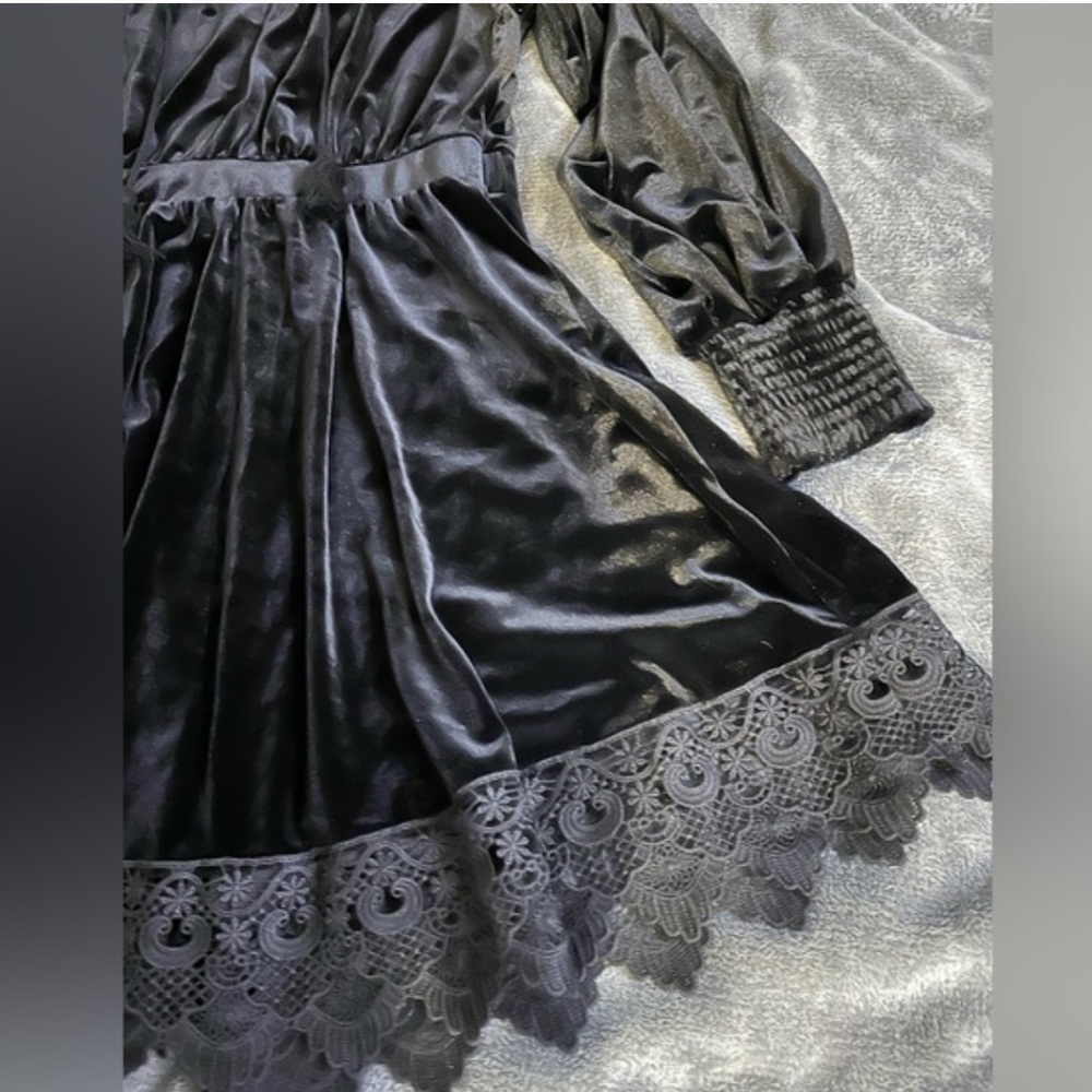 Chelsea and Violet lace trim black velvet dress - Picture 8 of 10
